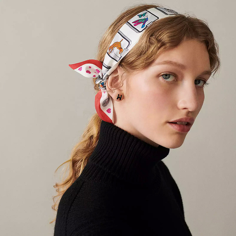小さな二層のシルクスカーフ,ヘッドスカーフ,帽子,新しいコレ - Women Fashion Hats のレビューと価格