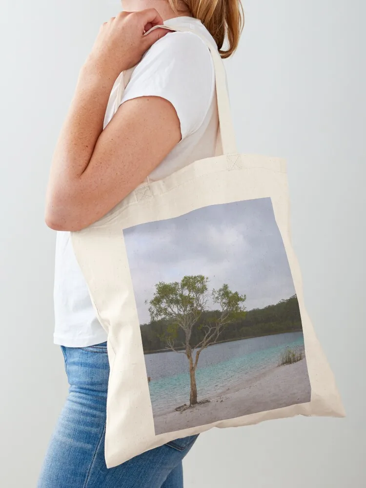 マッケンジー湖の木々、フレーザー島、クイーンズランド州、オー - Women'S Fashion Queensland のレビューと価格